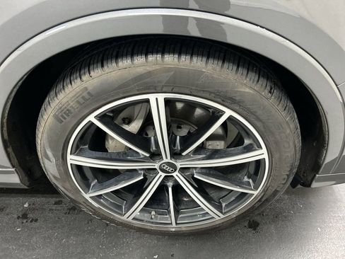 Used 2023 Audi Q7 3.0T Prestige w/ Prestige Package image 8