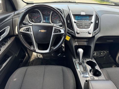 Used 2011 Chevrolet Equinox LT w/ Driver Convenience Package image 8