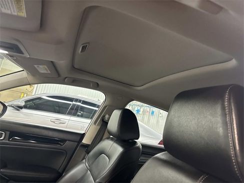 Used 2023 Honda Civic EX-L image 31