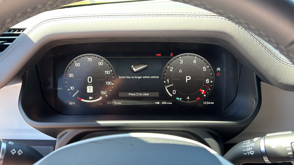 New 2026 Land Rover Defender 110 X-Dynamic SE AWD/4WD image 17