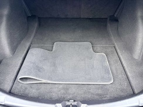 Used 2020 Tesla Model 3 Performance image 20