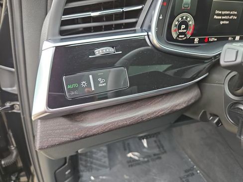 Used 2023 Audi Q7 3.0T Prestige w/ Prestige Package AWD/4WD image 16