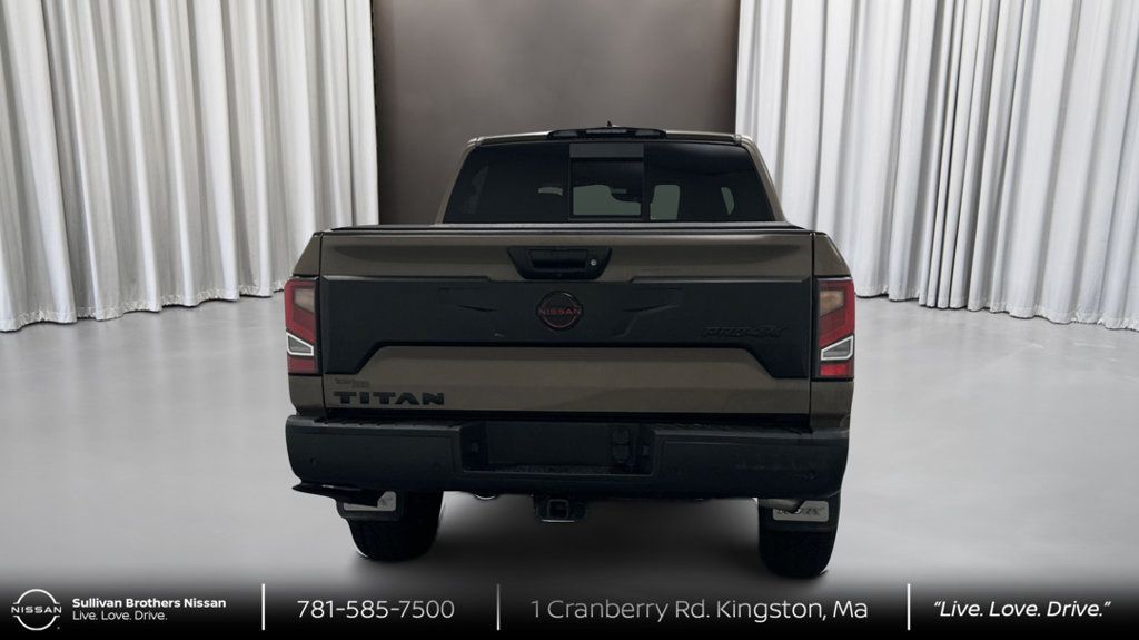 Used 2023 Nissan Titan PRO-4X w/ Pro-4x Convenience Package AWD/4WD image 6