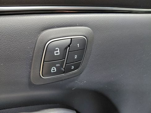 Certified 2025 Ford Mustang Mach-E Premium AWD/4WD image 8
