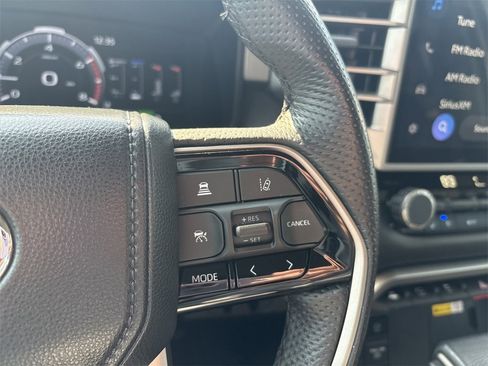 Used 2024 Toyota Tundra Limited image 29