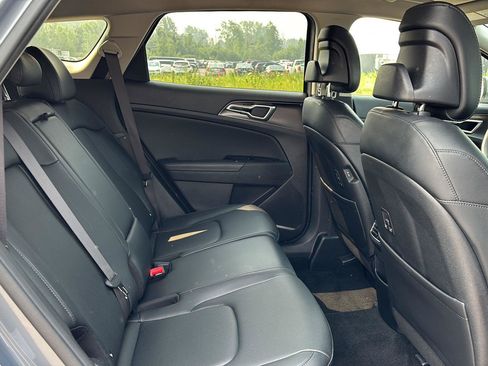Used 2024 Kia Sportage EX AWD/4WD image 33