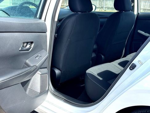 Used 2024 Nissan Sentra SV image 27