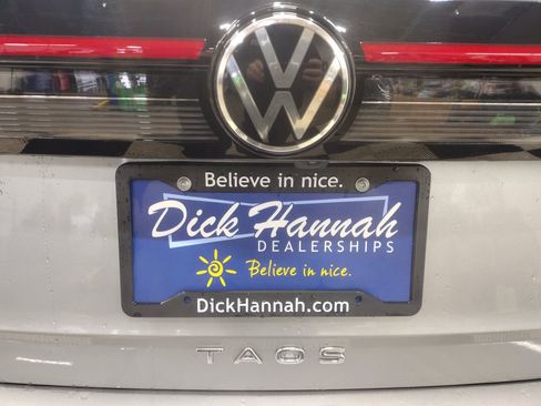 New 2025 Volkswagen Taos SE image 16