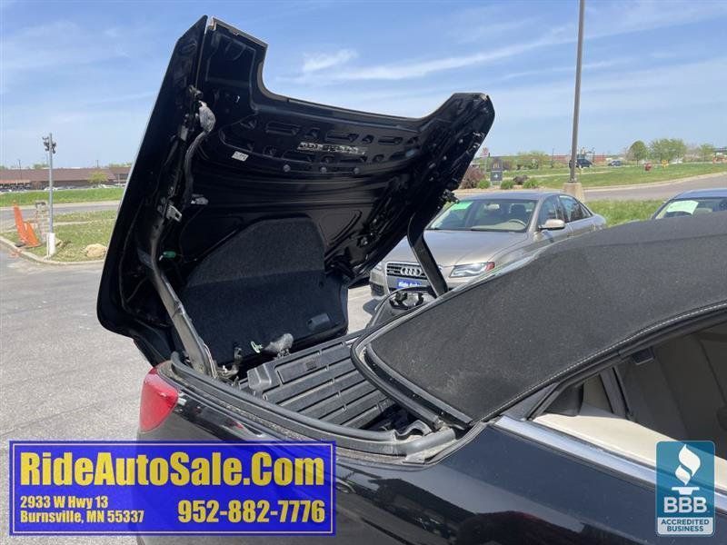 Used 2013 Chrysler 200 Touring FWD image 27