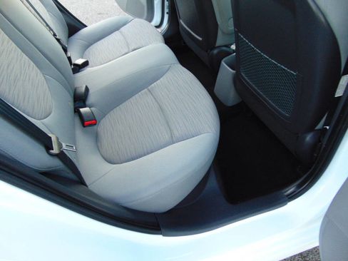 Used 2017 Hyundai Accent SE image 15