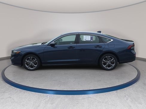 Used 2024 Honda Accord EX image 8