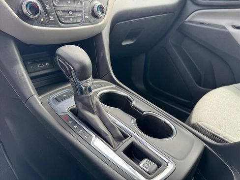 Used 2023 Chevrolet Equinox LT AWD/4WD image 19