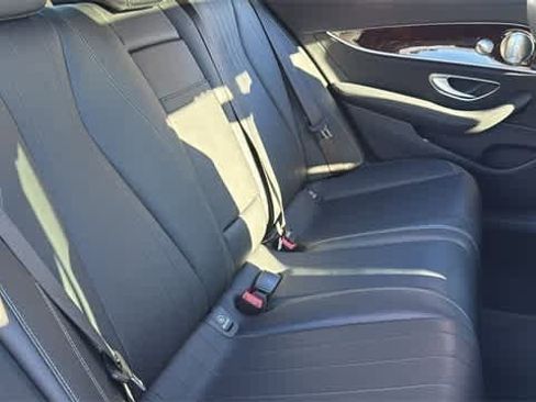 Used 2017 Mercedes-Benz E 300 4MATIC image 34
