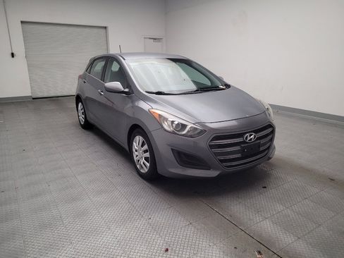 Used 2016 Hyundai Elantra GT FWD image 13