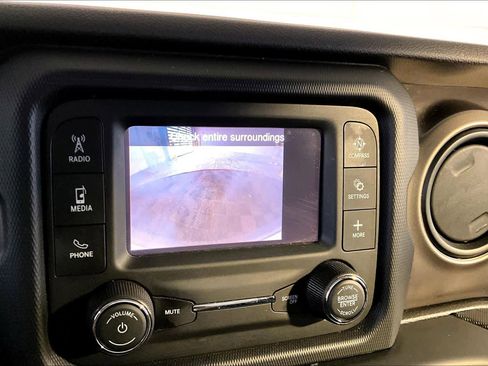 Used 2020 Jeep Wrangler Sport AWD/4WD image 28
