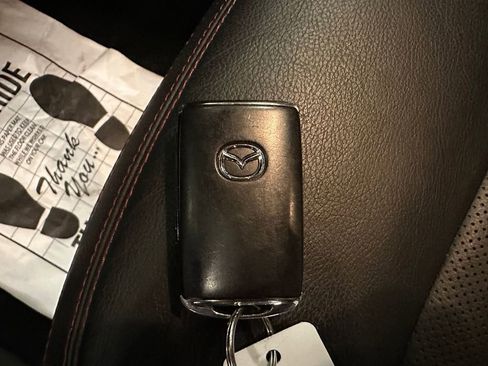 Used 2024 MAZDA CX-5 Carbon Edition image 16