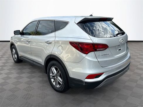 Used 2018 Hyundai Santa Fe Sport image 6