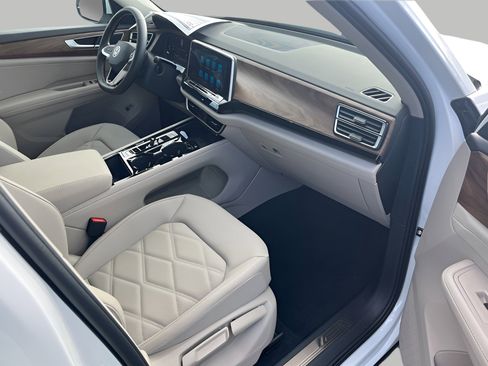 New 2026 Volkswagen Atlas SE AWD/4WD image 10