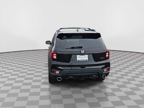 Used 2023 Honda Passport TrailSport image 7