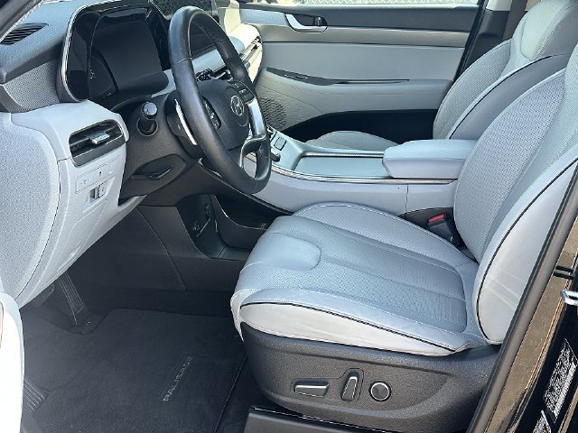 Used 2024 Hyundai Palisade SEL FWD image 20