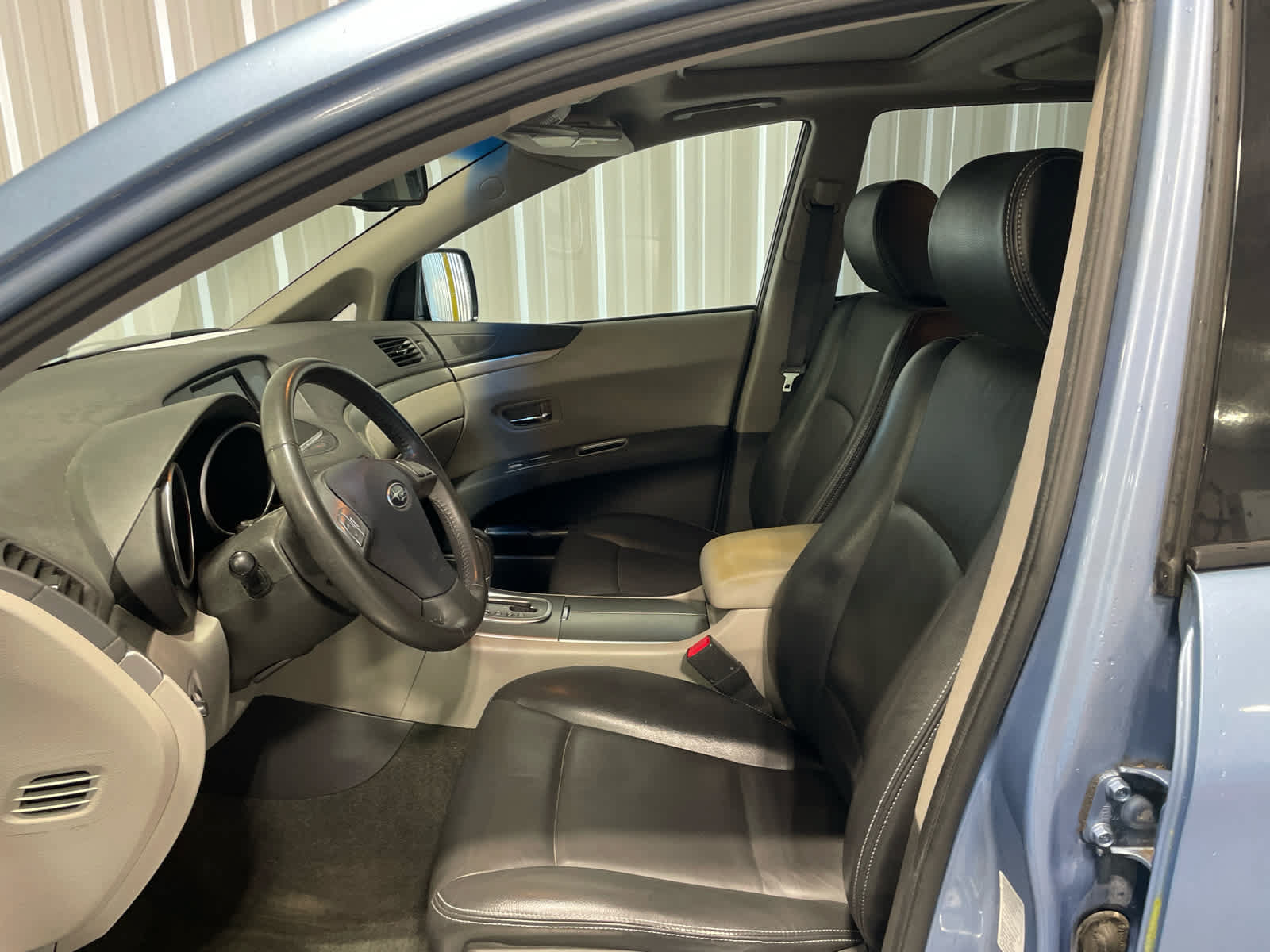 Used 2010 Subaru Tribeca Limited AWD/4WD image 6