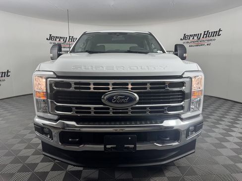 Used 2025 Ford F250 XLT w/ FX4 Off-Road Package AWD/4WD image 5