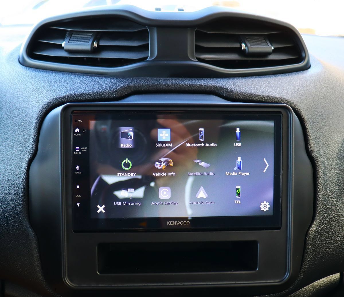 Used 2020 Jeep Renegade Latitude w/ Popular Equipment Group FWD image 48
