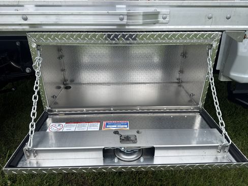 New 2025 Ford F450 XL w/ XL Chrome Package image 5