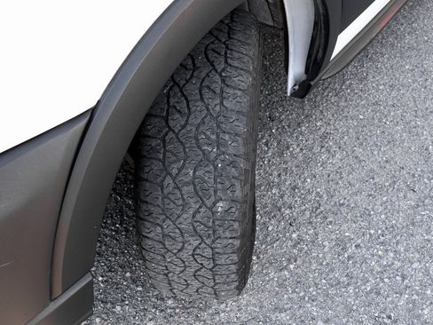 Used 2021 Ford Transit 250 Medium Roof image 41