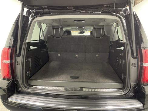 Used 2017 Chevrolet Suburban Premier image 18