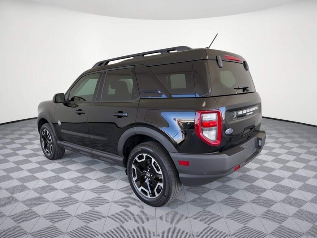 Used 2024 Ford Bronco Sport Outer Banks AWD/4WD image 3