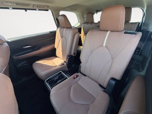 New 2026 Toyota Grand Highlander AWD image 13