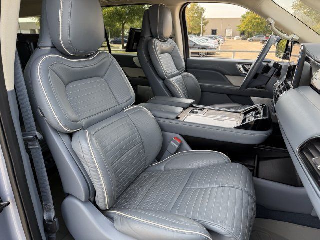 Used 2019 Lincoln Navigator L Black Label w/ Cargo Package AWD/4WD image 26