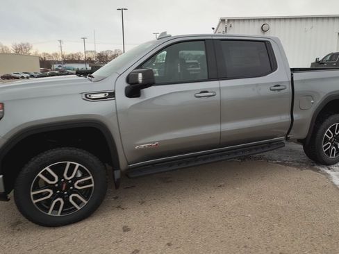 New 2026 GMC Sierra 1500 AT4 w/ AT4 Premium Package image 4