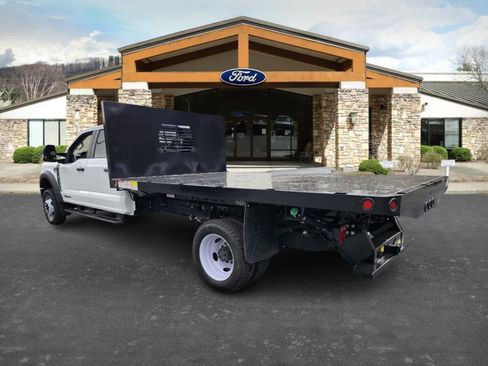 New 2024 Ford F550 4x4 Crew Cab Super Duty image 5