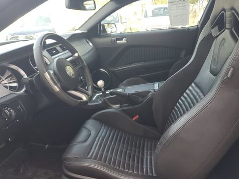 Used 2013 Ford Mustang Shelby GT500 RWD image 21