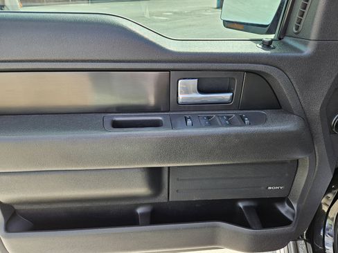 Used 2014 Ford F150 FX4 w/ Equipment Group 402A Luxury image 12