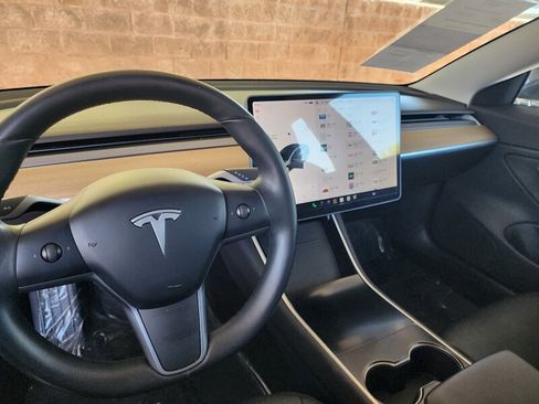 Used 2018 Tesla Model 3 Long Range RWD image 50