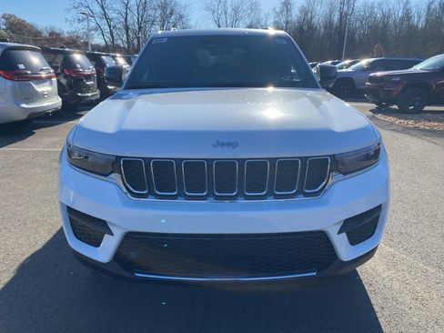 New 2025 Jeep Grand Cherokee Laredo X w/ Luxury Tech Group I image 8