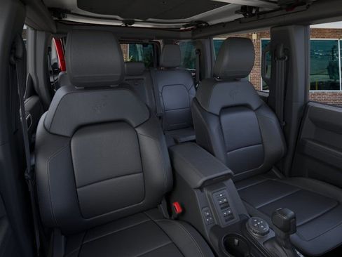 New 2025 Ford Bronco Badlands image 10