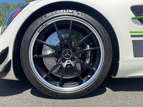 Used 2020 Mercedes-Benz AMG GT R image 81