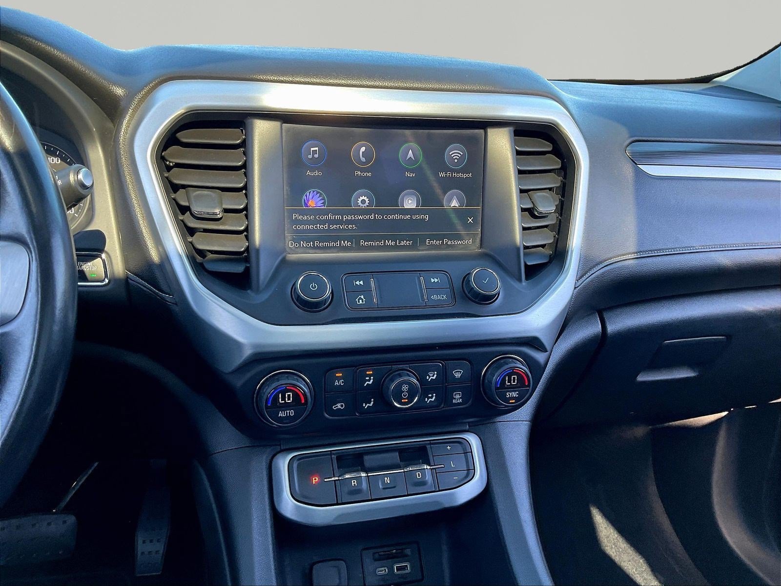 Used 2021 GMC Acadia SLT w/ Elevation Edition AWD/4WD image 9