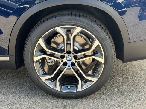 New 2026 BMW X5 xDrive50e image 18