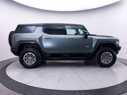 Used 2024 GMC Hummer EV 3X w/ Extreme Off-Road Package AWD/4WD image 45