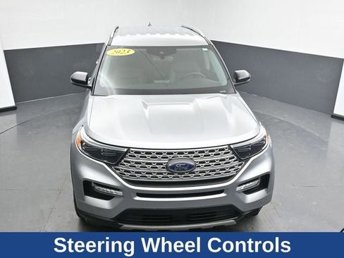 Used 2023 Ford Explorer Limited w/ Equipment Group 301A image 21