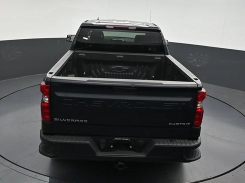 Used 2023 Chevrolet Silverado 1500 Custom RWD image 18