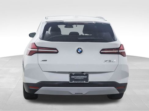 Used 2026 BMW X3 xDrive30 image 4