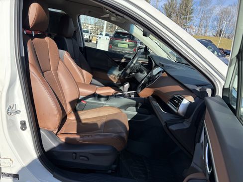 Used 2021 Subaru Outback Touring XT image 28