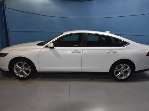 Used 2023 Honda Accord LX image 25