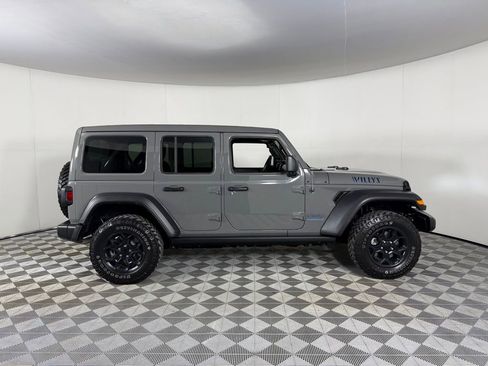 Used 2023 Jeep Wrangler Unlimited w/ Sun & Screen Package AWD/4WD image 5